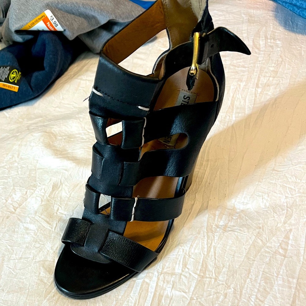 Steve Madden Women's Black Sandals